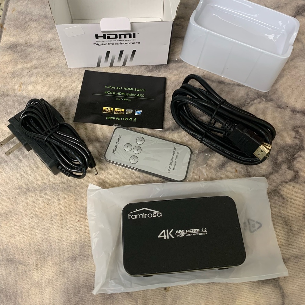 4-Port 4x1 HDMI Switch 
4KX2K HDMI Switch ARC